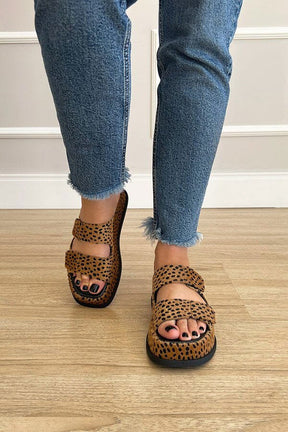 Sandalia Flat Shannon Onça